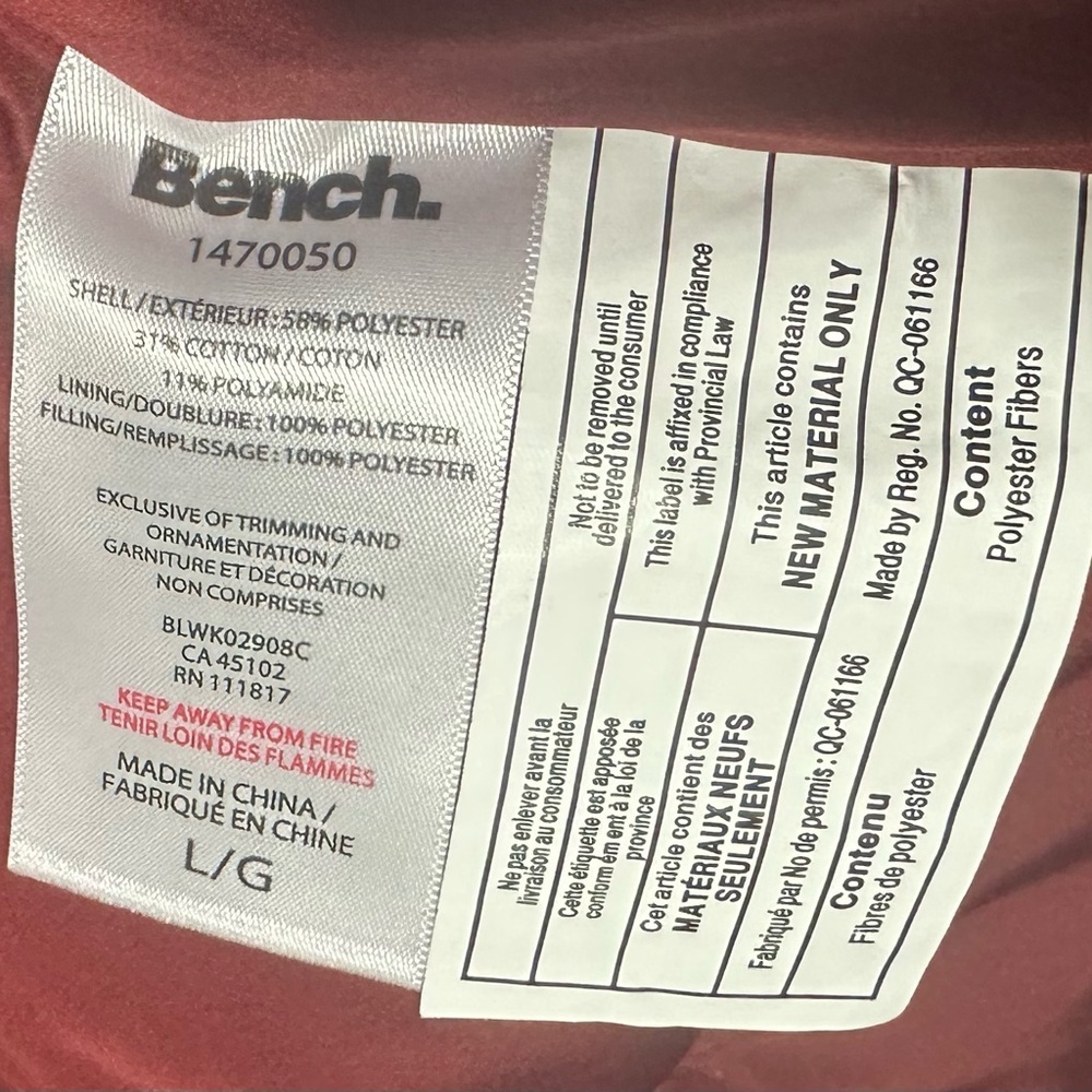 Bench Vest Size Large in Dark Red - Picture 6 of 6